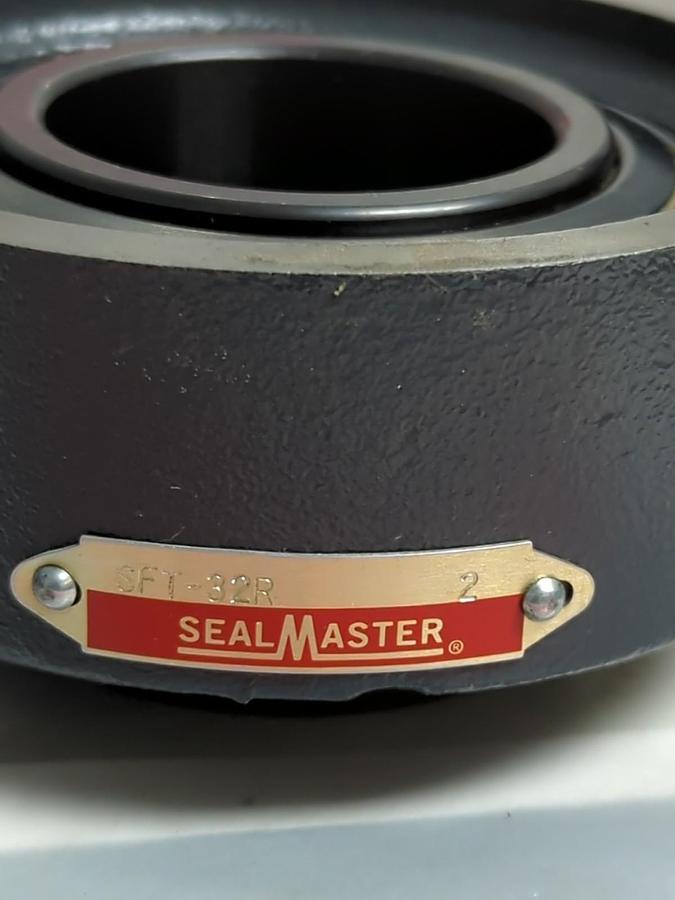 SEALMASTER,SFT-32R,2-BOLT FLANGE MOUNT BEARING 2 INCH BORE NOS