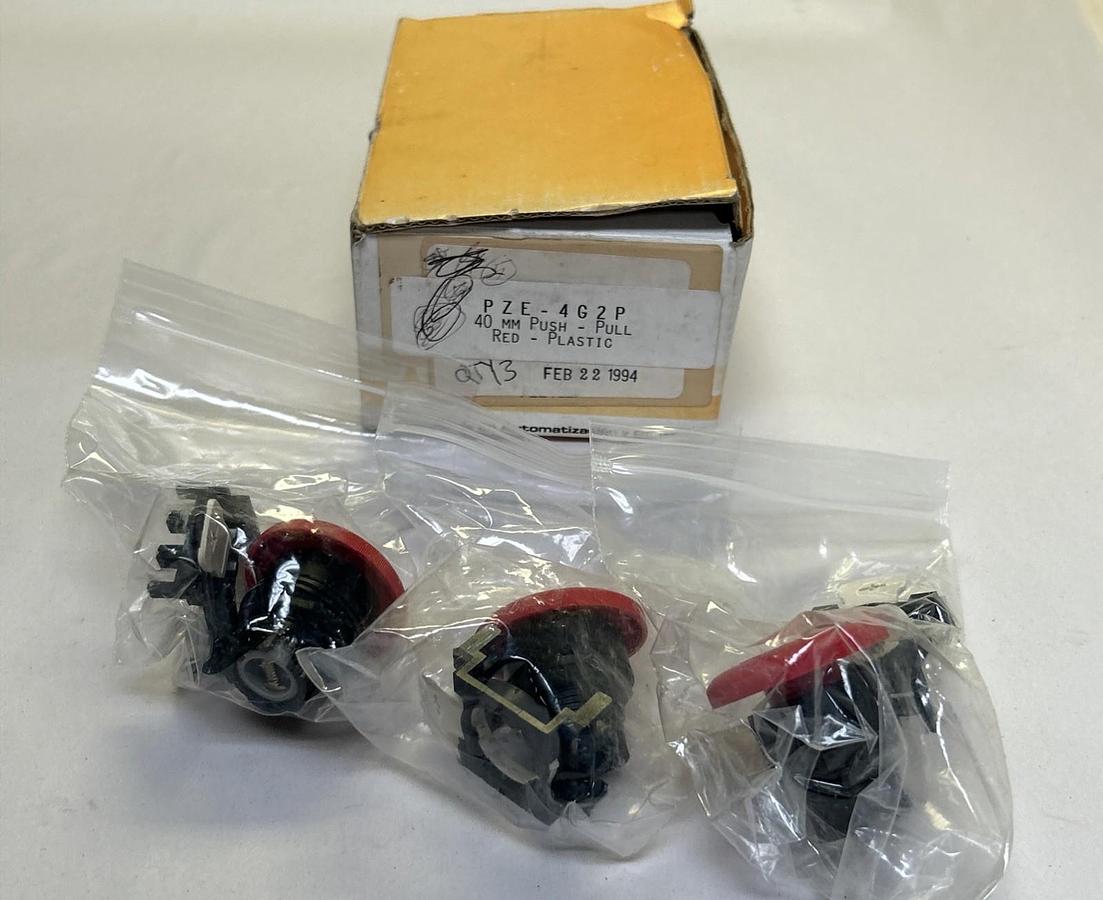 AGUT,PZE-4G2P,RED PUSH PULL BUTTON LOT OF 3 NOS
