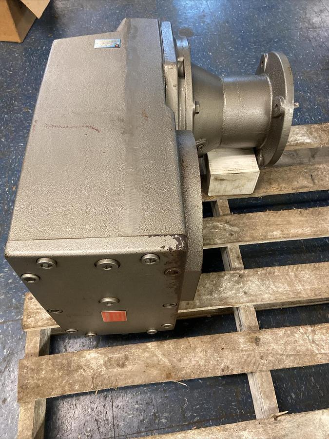 Used Nord Gear,7282AZ-N280TC,Gear Reducer Ratio 45.67 Torque 51410Lbs-In Speed 38RPM