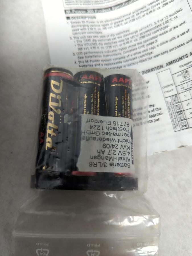 TIMKEN,PM281217,SINGLE POINT LUBRICATOR MODEL 300 GREASE CARTRIDGE 250CC REFILL