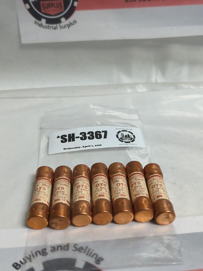 Used GOULD SHAWMUT,OT5,ONE TIME 5 AMP FUSE LOT OF 7 PRE-OWNED