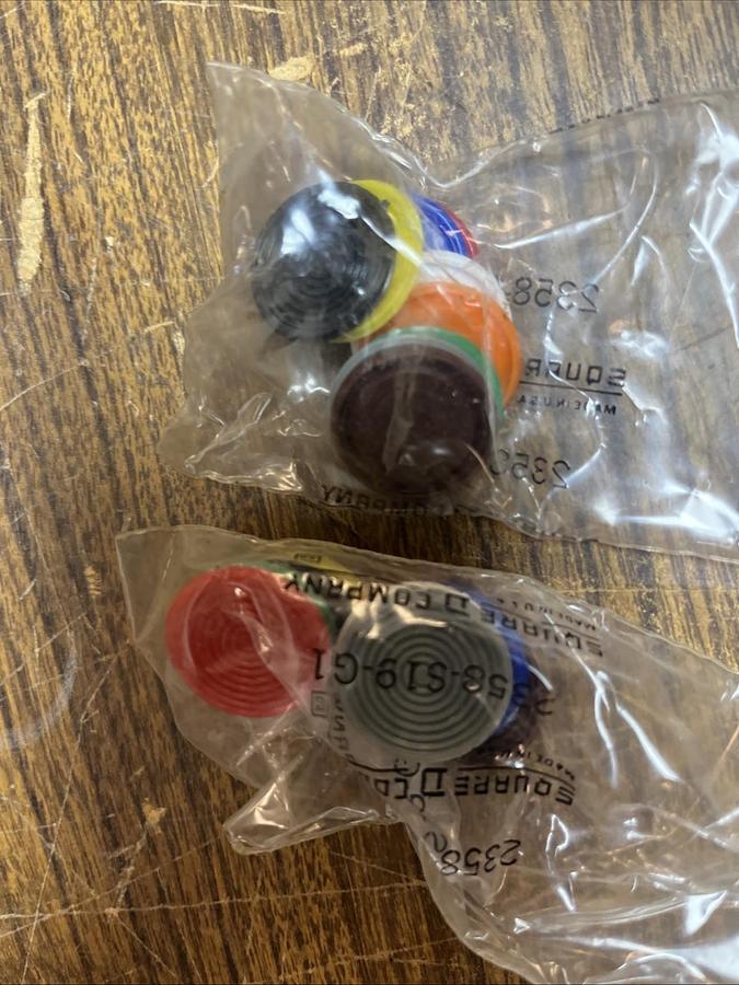 SQUARE D,9001KR11U,INTERLOCK PUSHBUTTONS 2 OPERATORS 30MM