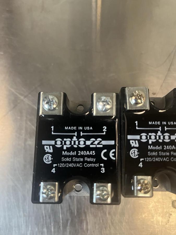 OPTO 22,240A45,SOLID STATE RELAY 120/240VAC LOT OF 6