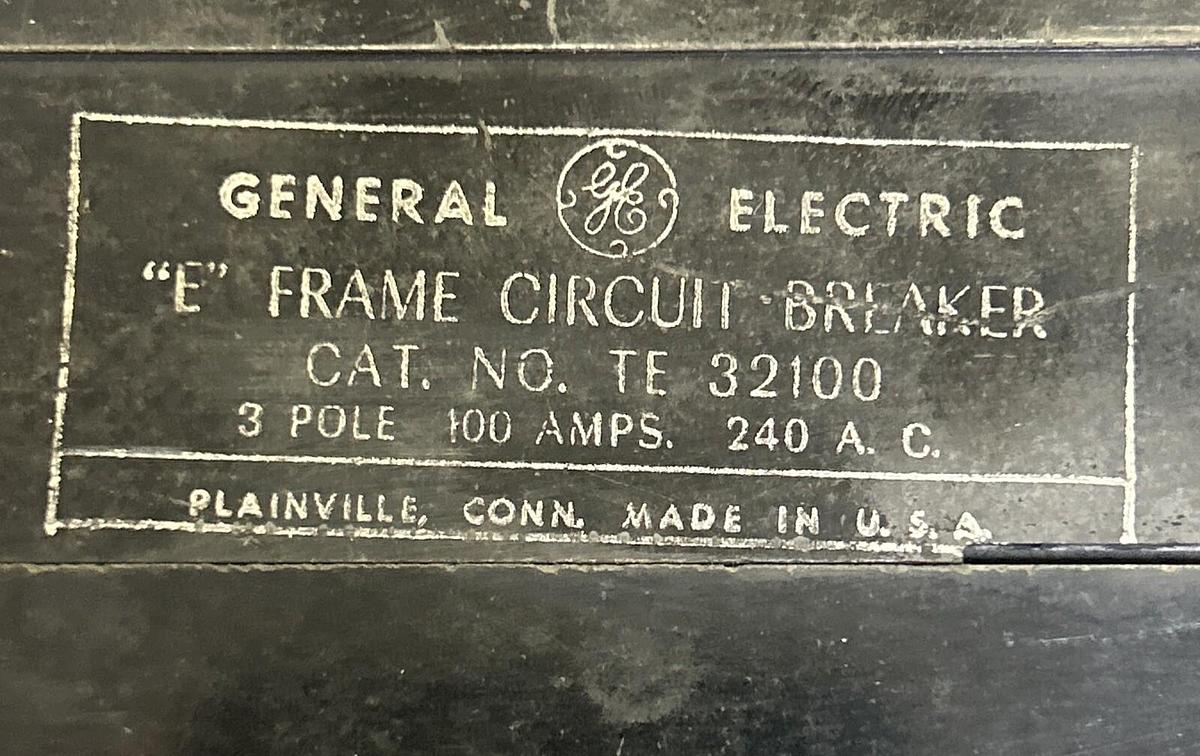 Used GENERAL ELECTRIC,TE32100,CIRCUIT BREAKER 100A 240V 3P