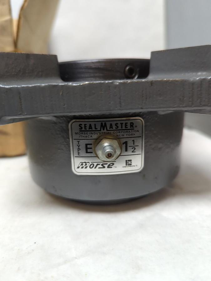SEALMASTER,TYPE E 1-1/2,FOUR BOLT FLANGE BEARING 1-1/2 INCH BORE NOS