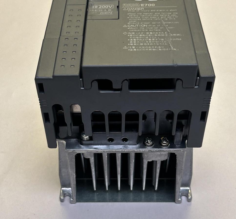 Used MITSUBISHI,FR-E720-2.2K,INVERTER