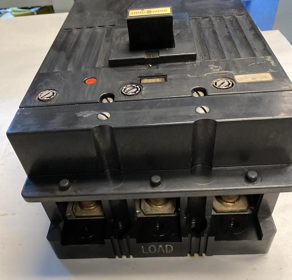 Used GE,E11592 185628-D,Circuit Breaker Frame 800AMP 600V 3 Pole