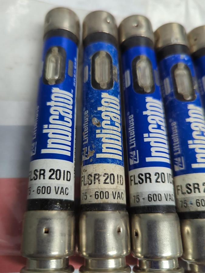 Used LITTELFUSE,FLSR20ID,INDICATOR 20 AMP FUSE LOT OF 5 PRE-OWNED