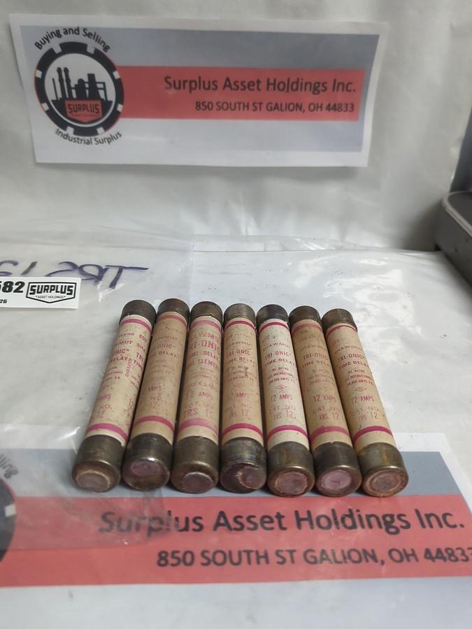 Used GOULD SHAWMUT,TRS7,TRI-ONIC 7 AMP FUSE LOT OF 7 PRE-OWNED