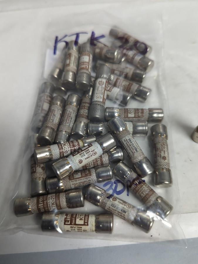 Used COOPER BUSSMANN,KTK-20,LIMITRON 20 AMP FUSE LOT OF 30 PRE-OWNED