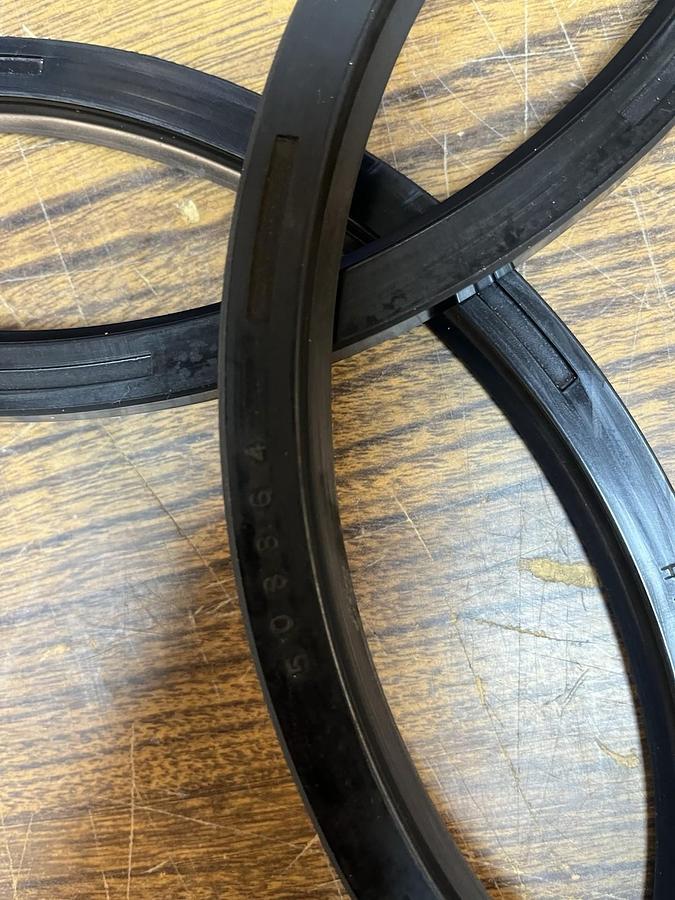 HM,508864,Oil Seal Lot of 3