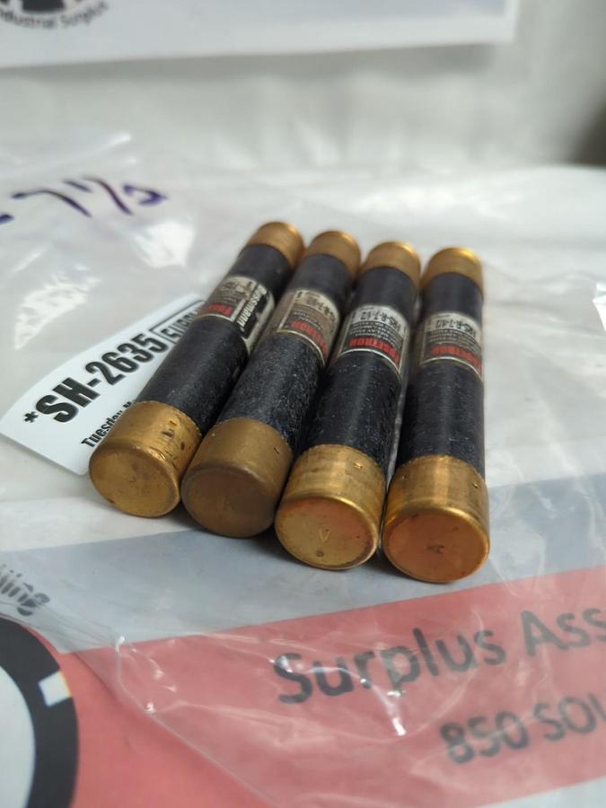 Used COOPER BUSSMANN,FRS-R-7-1/2,FUSETRON 7-1/2 AMP FUSE LOT OF 4 PRE-OWNED