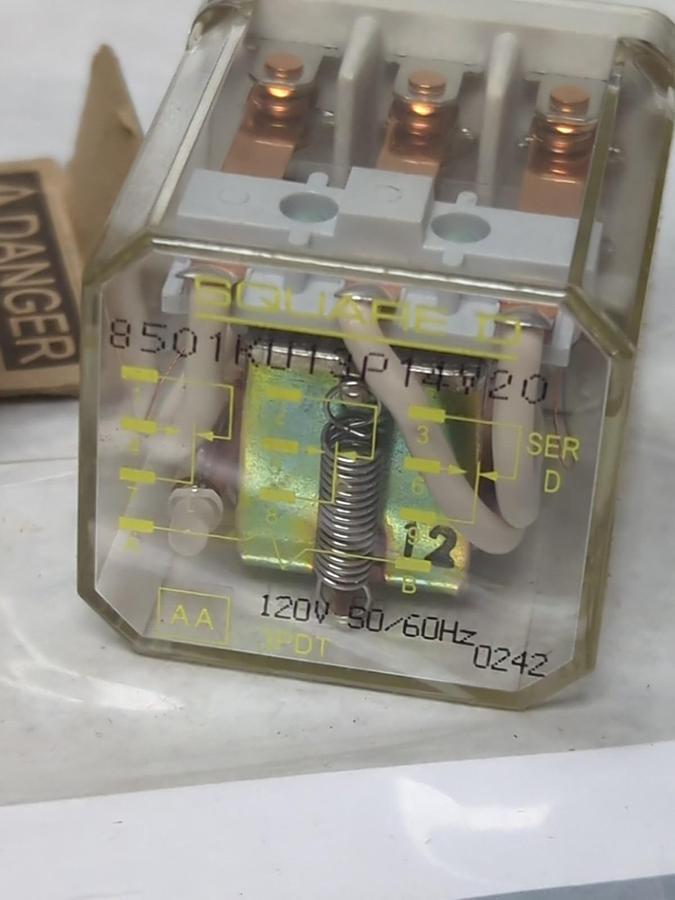 SQUARE D,8501-KU13P14V20,GENERAL PURPOS RELAY SER C 120V 50/60HZ NOS