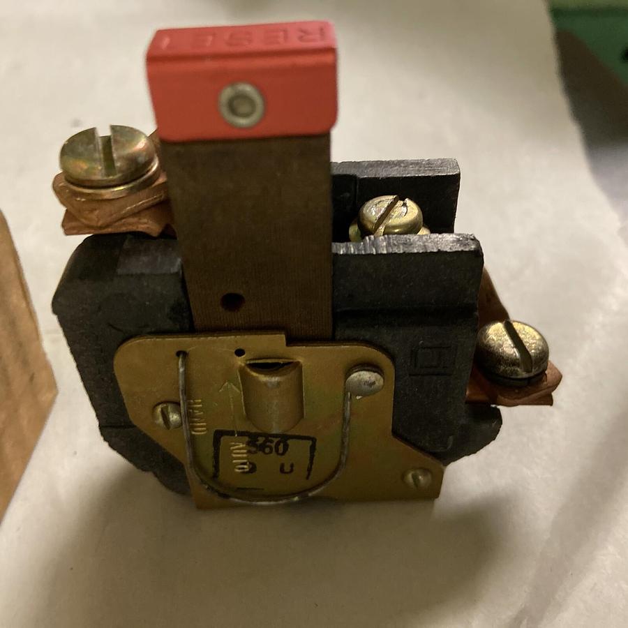 Square D,78050,Thermal Overload Relay Class 9065 AT0-1R