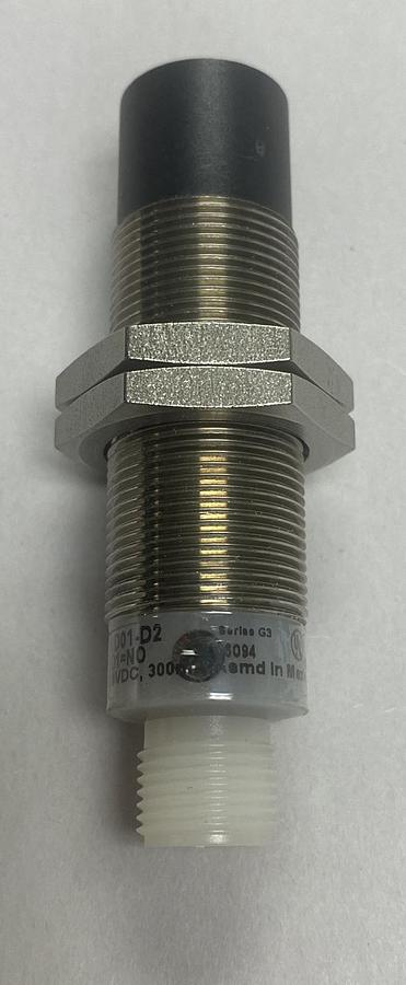 Eaton Cutler-Hammer,E59-F18C116D01-D2,18mm IProx Sensor NOS