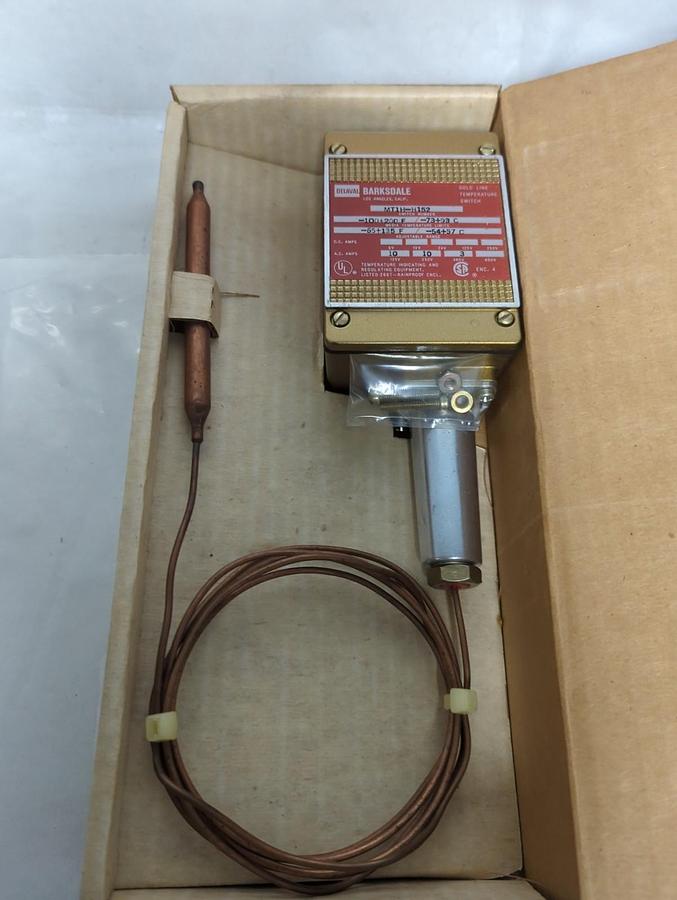 BARKSDALE,MTIH-H152,TEMPERATURE SWITCH -65+135F NOS