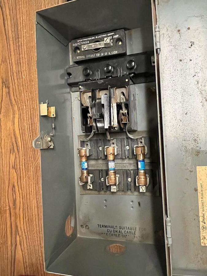 Used Westinghouse,456D-905-G07,TAP DE-ION BUSWAY BUS PLUG 60A 240V 3PH