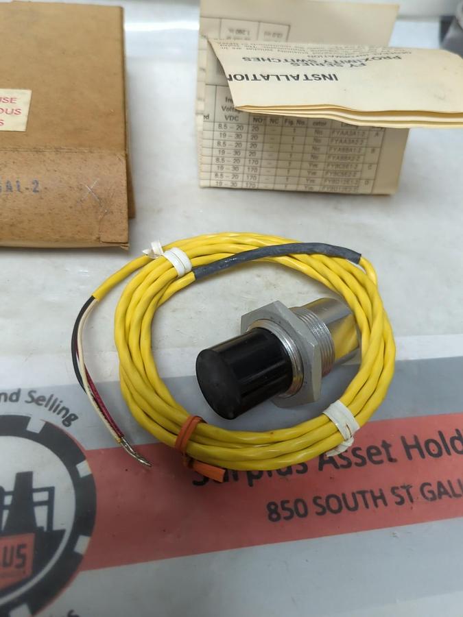 HONEYWELL MICRO SWITCH,FYCB16A1-2,PROXIMITY SWITCH NOS