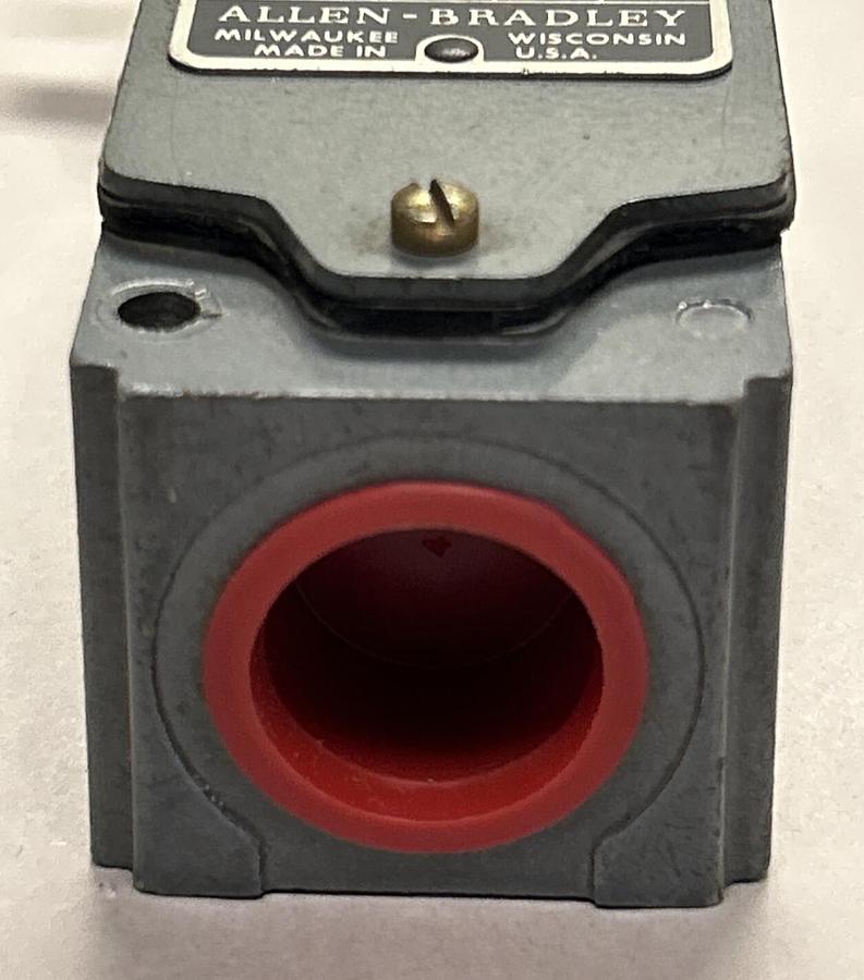 ALLEN BRADLEY,802T-AMT,LIMIT SWITCH NOS