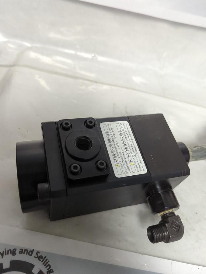 Used PASCAL,HPX6308-A,AIR OPERATED RECIPROCATE HYDRAULIC PUMP W/ ATTACHMENT PRE-OWNED