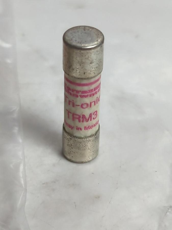 Used FERRAZ SHAWMUT,TRM3,TRI-ONIC 3 AMP FUSE LOT OF 9 PRE-OWNED