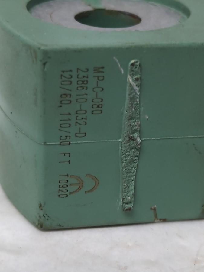 Used ASCO,238610-032-D,SOLENOID VALVE 120/60 110/50 FT PRE-OWNED