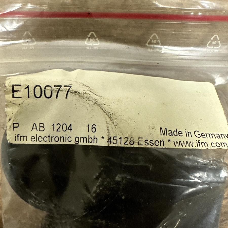 Used Efector,E10077,Mounting Clamp