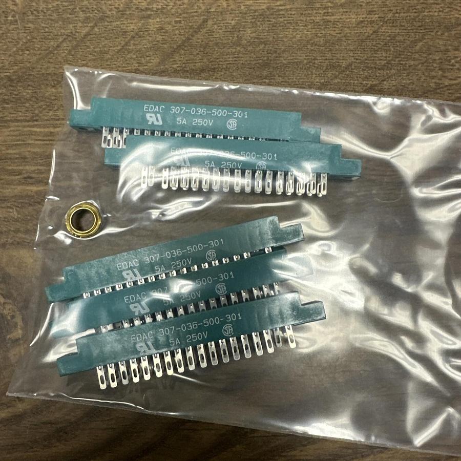 EDAC,307-036-500-301,Connector Card 5A 250V LOT of 5