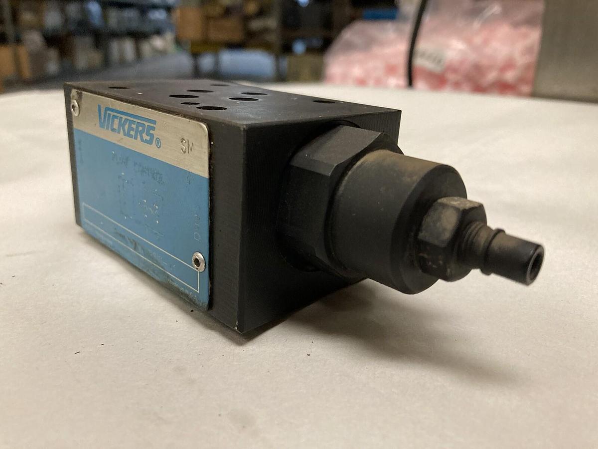 Used Eaton Vickers,DGMFN-3-Y-A2W-B2W-41,Flow Control Valve