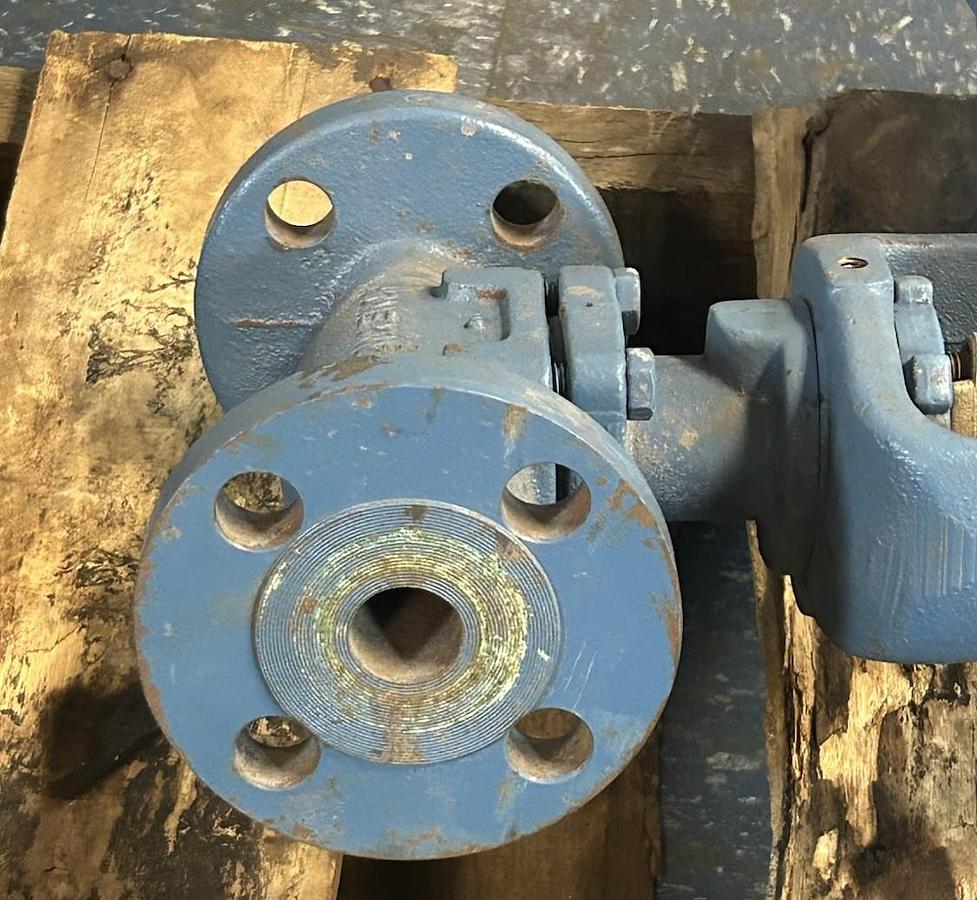 Used DEZURIK,851403-1D20-2J6-19-PDEL-AAA,ELECTRO-PNEUMATIC ACTUATOR VALVE 1"