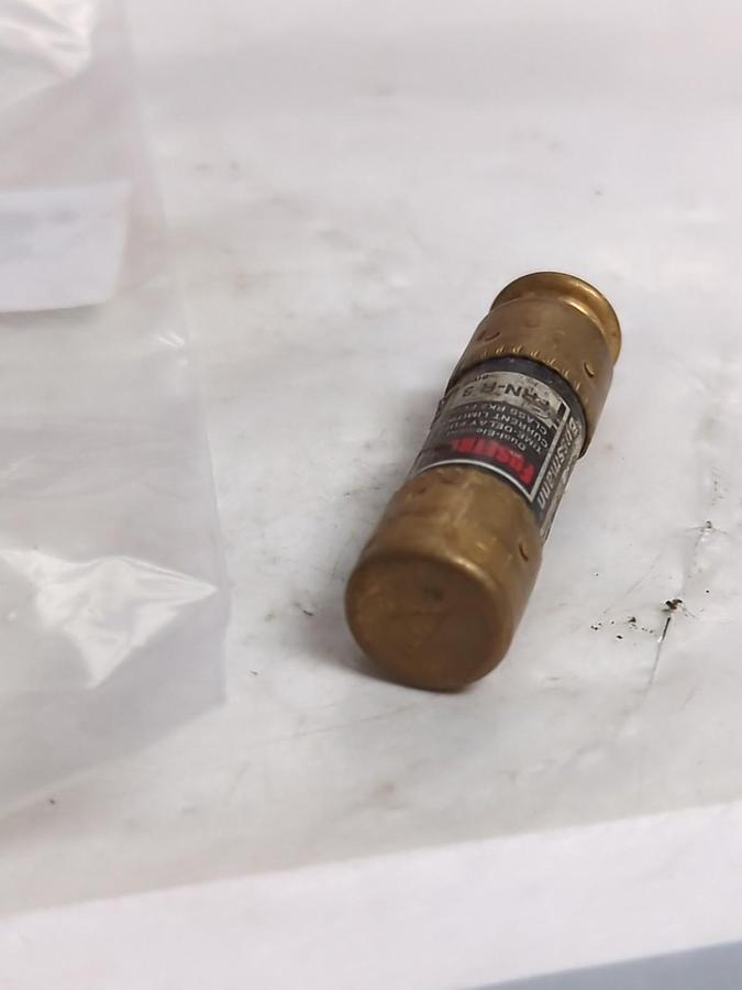 Used COOPER BUSSMANN,FRN-R-3,FUSETRON 3 AMP FUSE LOT OF 2 PRE-OWNED