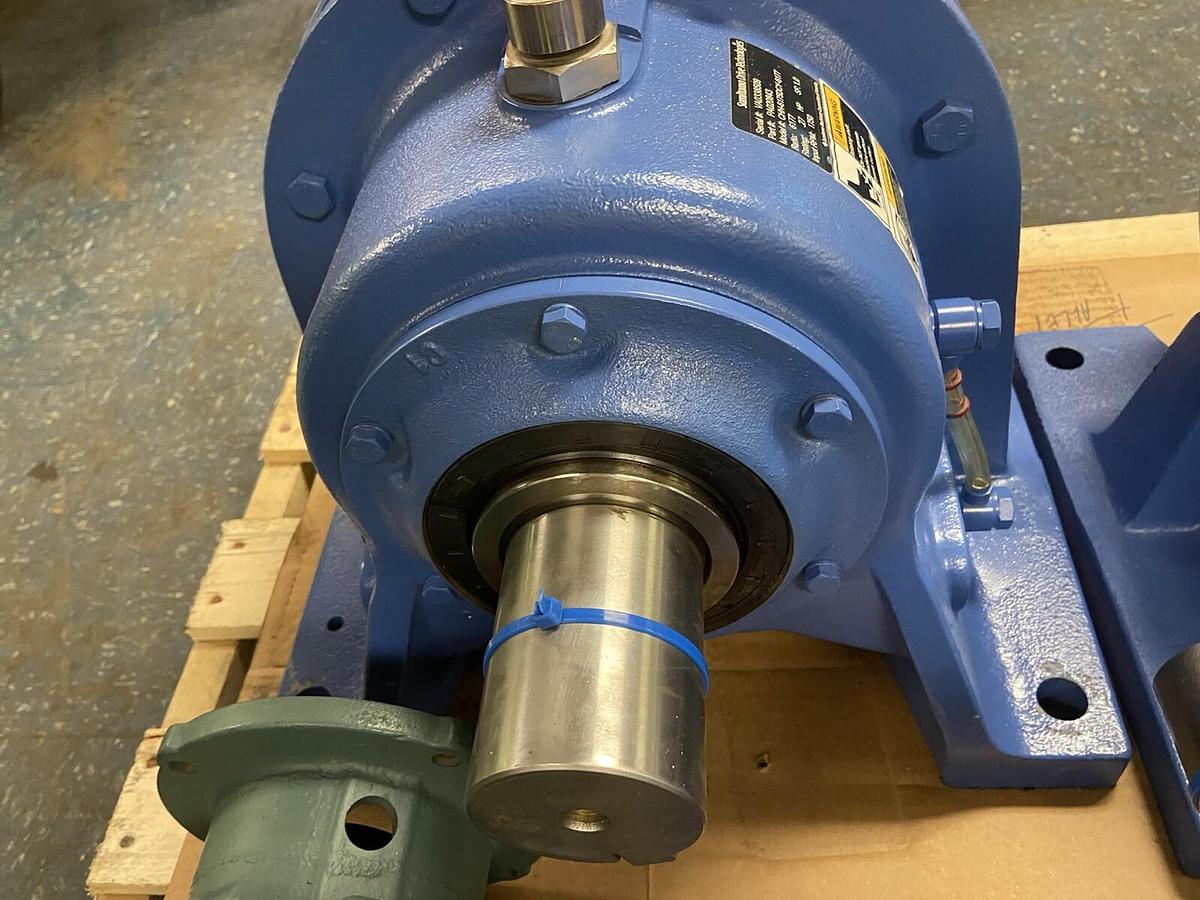 Used Sumitomo,CHH-6175DCY-6177,Gear Reducer Ratio 6177 Input .27hp 1750rpm