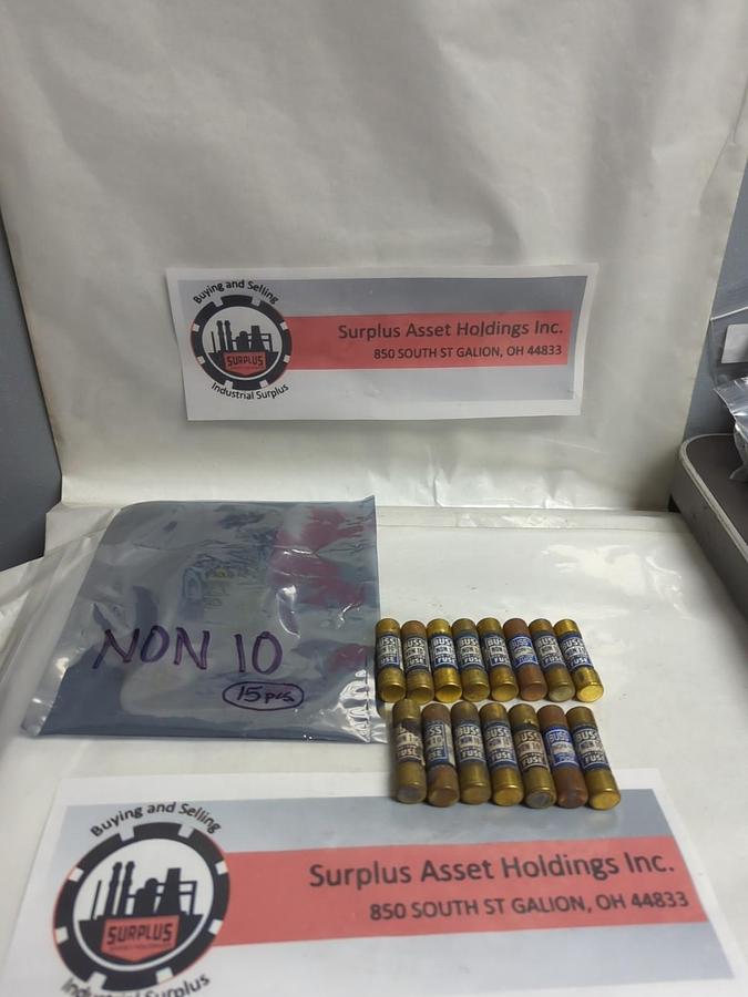 Used COOPER BUSSMANN,NON10,ONE-TIME 10 AMP FUSE LOT OF 15 PRE-OWNED