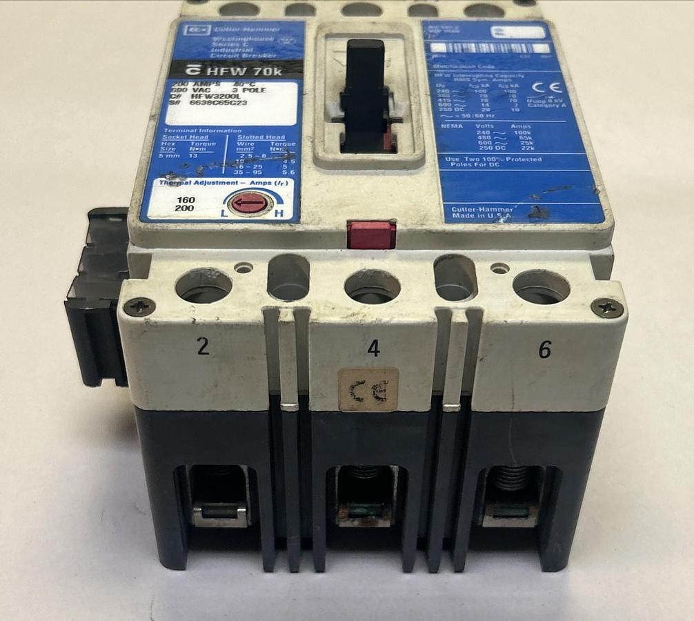 Used CUTLER-HAMMER,HFW3200L,CIRCUIT BREAKER 200A 690V 3P