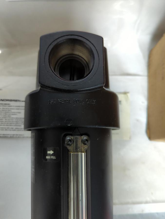 NORGREN,L17-A00-MPDA,LUBRICATOR 250PSIG 17BAR 175°F 80°C NOS