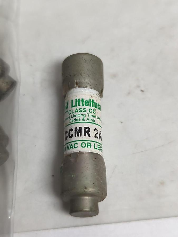 Used LITTELFUSE,CCMR2,CLASS CC 2 AMP FUSE LOT OF 28 PRE-OWNED