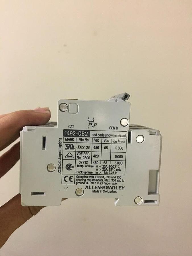 Allen Bradley,1492-ACB/ 1492-CB2,Series B H1 10A H100