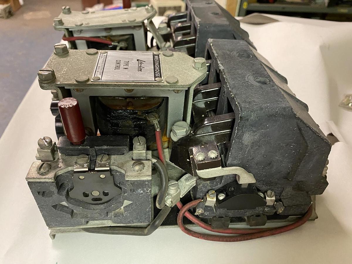 Used WESTINGHOUSE,11-210-N.2,LIFE-LINESTARTER SIZE 2 REVERSING STARTER