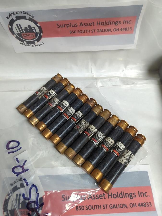 Used COOPER BUSSMANN,FRS-R-10,FUSETRON 10 AMP FUSE LOT OF 12 PRE-OWNED