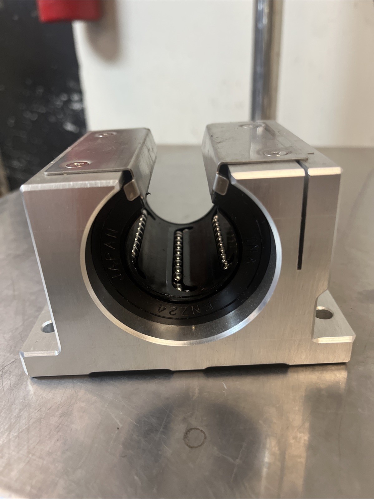 INA,KNZ24,LINEAR BALL BEARING WITH PILLOW BLOCK