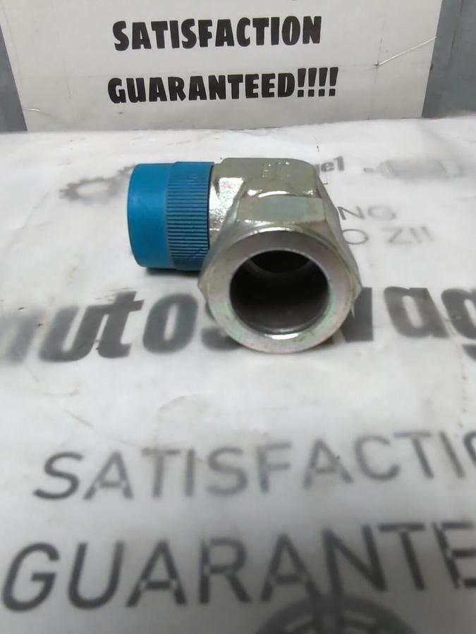 SWAGELOK,NA,1 INCH TUBE X 1 INCH MALE NPT 90° ELBOW FITTING NOS
