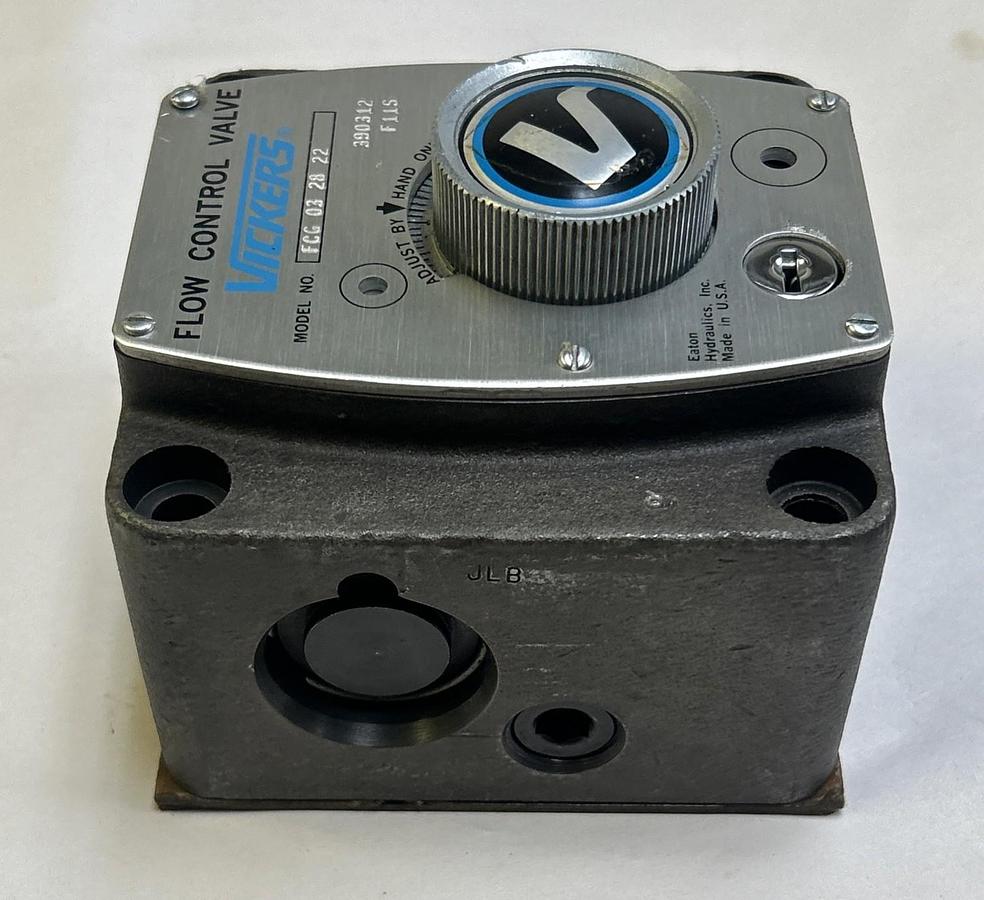 Used VICKERS,FCG032822,FLOW CONTROL VALVE