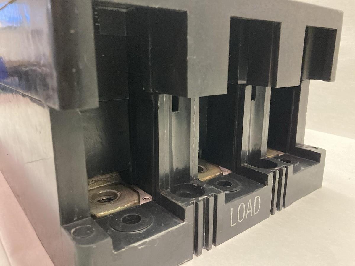 Used General Electric,TKMA3Y1200,Circuit Breaker 1200A 600V 3P