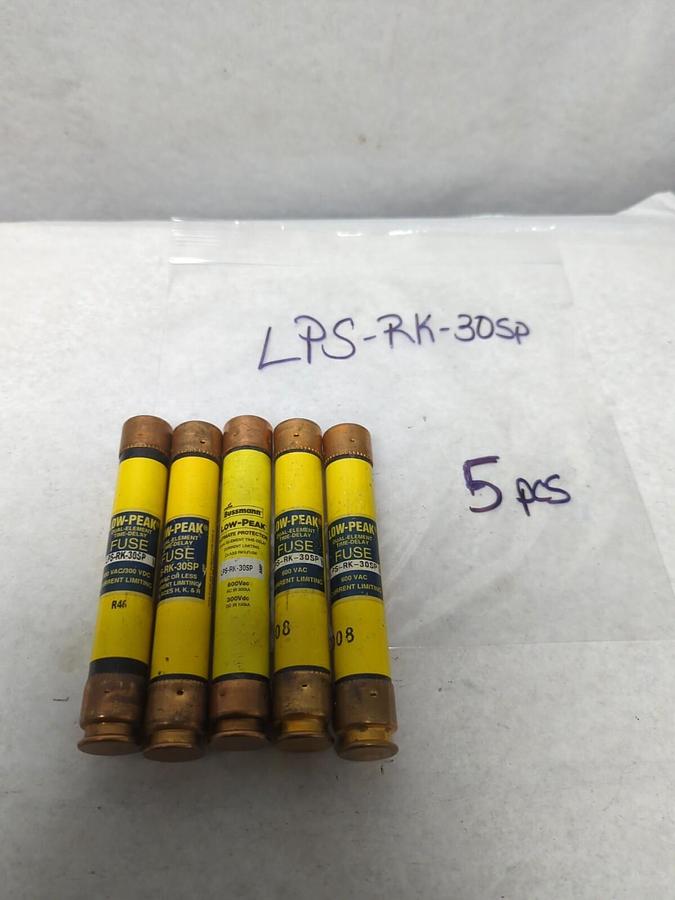 Used COOPER BUSSMANN,LPS-RK-30SP,LOW-PEAK 30 AMP FUSE LOT OF 5 PRE-OWNED