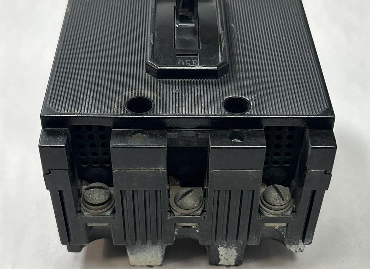 Used ITE,EF3-B040,CIRCUIT BREAKER 40A 600V 3P