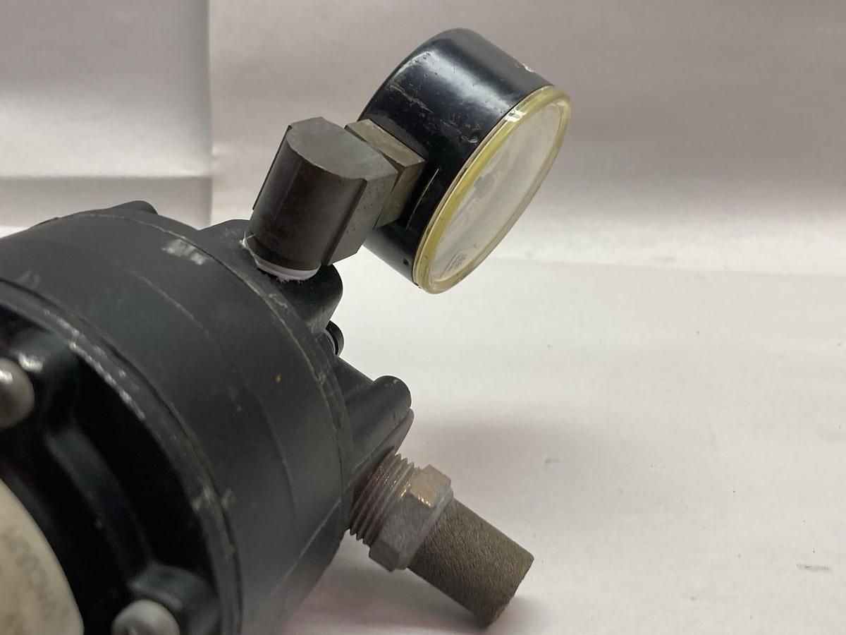 Used Fairchild,Model 16,Vacuum Regulator 250PSIG Max Supply