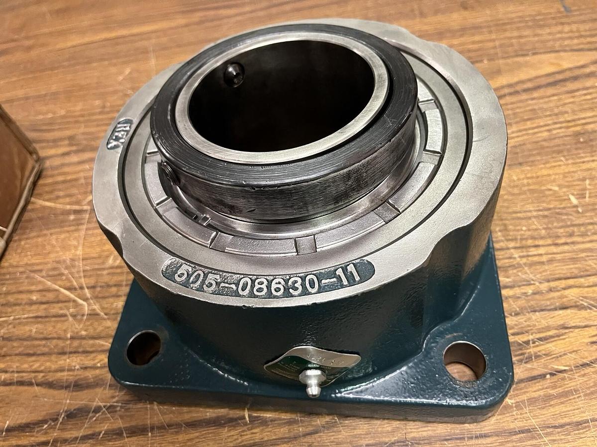 Used REXNORD,ZFS-9307,FLANGE BEARING 3-7/16" !READ DESCRIPTION!