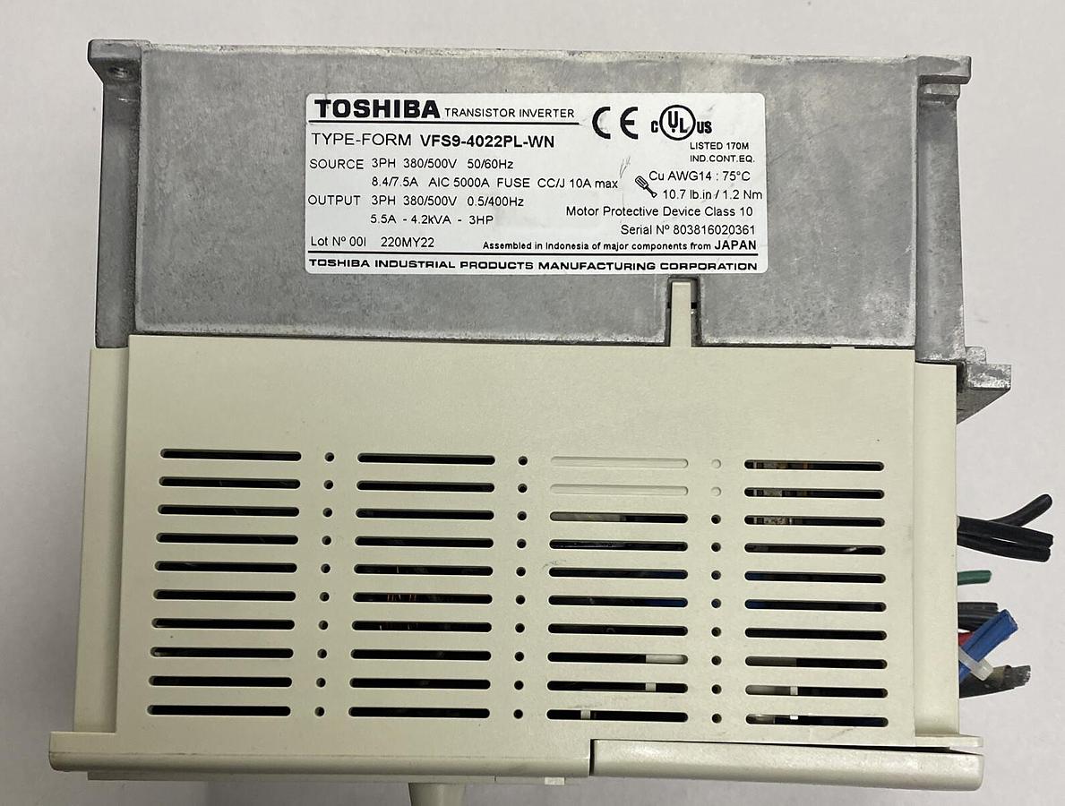 Used TOSHIBA,VFS9-4022PL-WN,TRANSISTOR INVERTER AC DRIVE