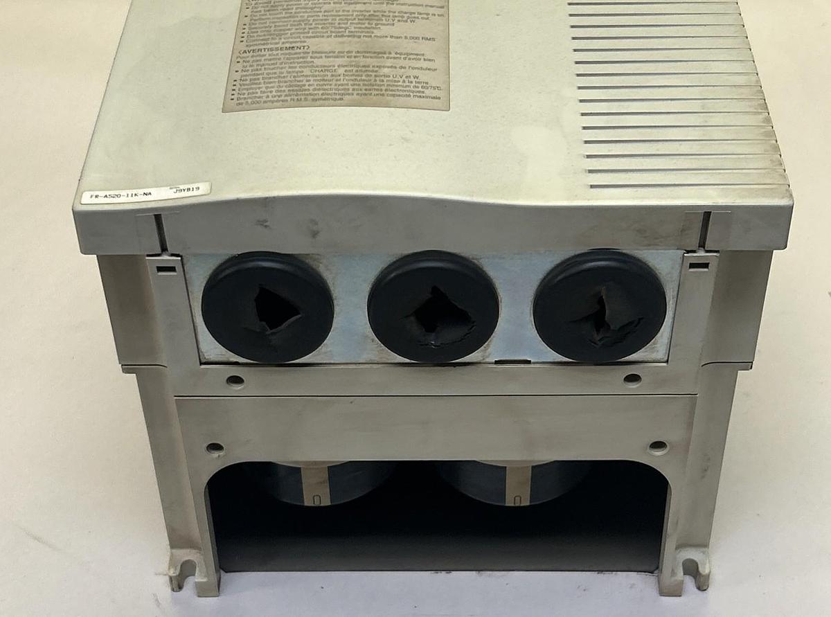 Used MITSUBISHI,FR-A520-11K-NA,TRANSISTORIZED INVERTER AC DRIVE