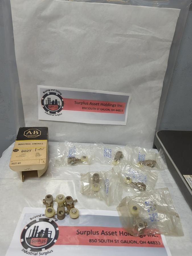 ALLEN BRADLEY,802T-W1,FIXED LEVER NYLON ROLLER 3/4 X 9/32 INCH BOX OF 9 NOS